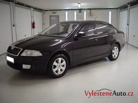 Škoda Octavia II 1.6 - Renovace a ochrana laku
