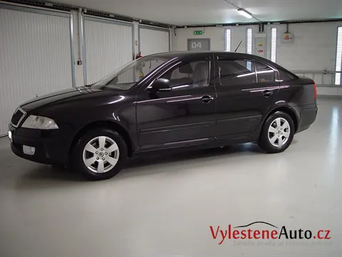 Škoda Octavia II 1.6 - Renovace a ochrana laku