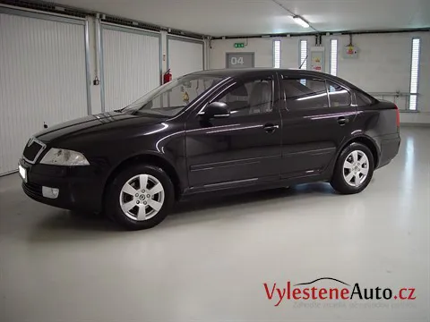 Škoda Octavia II 1.6 - Renovace a ochrana laku