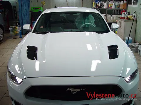 Ford Mustang GT - Leštění a ochrana laku