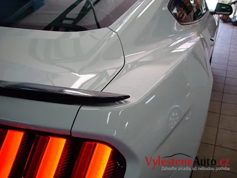 Ford Mustang GT - Leštění a ochrana laku