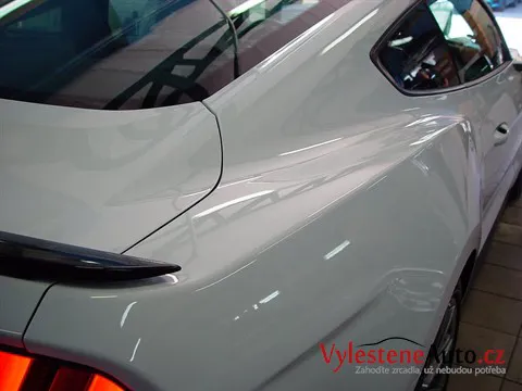 Ford Mustang GT - Leštění a ochrana laku