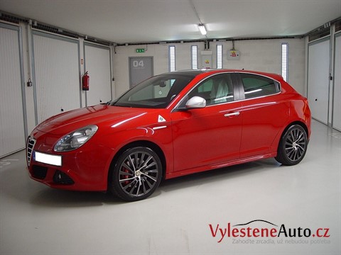 Alfa Romeo Giulietta Quadrifoglio Verde