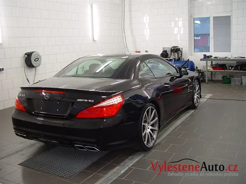 Mercedes SL 63 AMG - Leštění laku