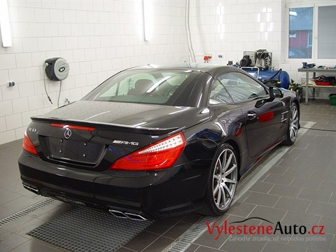 Mercedes SL 63 AMG