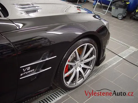 Mercedes SL 63 AMG - Leštění laku