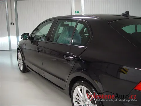 Škoda Superb II Black Edition