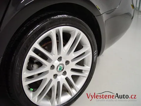 Škoda Superb II Black Edition