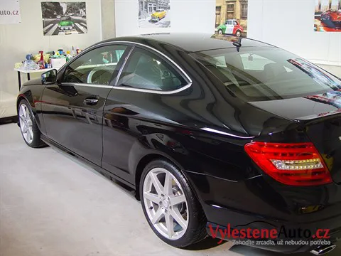Mercedes C kupé - Renovace a nanokeramická ochrana laku