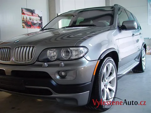BMW X5 4.8 iS - Renovace a nanokeramická ochrana laku