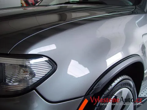 BMW X5 4.8 iS - Renovace a nanokeramická ochrana laku