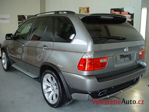 BMW X5 4.8 iS - Renovace a nanokeramická ochrana laku