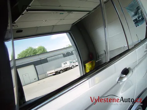 BMW X5 4.8 iS - Renovace a nanokeramická ochrana laku