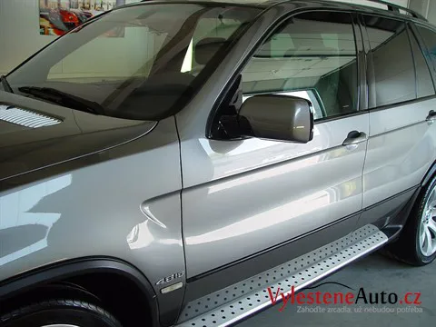 BMW X5 4.8 iS - Renovace a nanokeramická ochrana laku