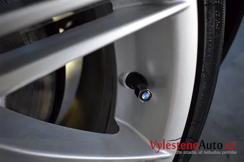 BMW 335i - Renovace a nanokeramická ochrana laku