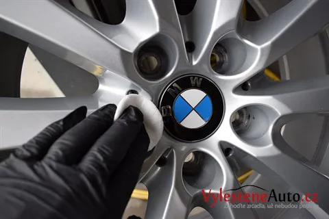 BMW 530d kombi - Renovace a nanokeramická ochrana laku