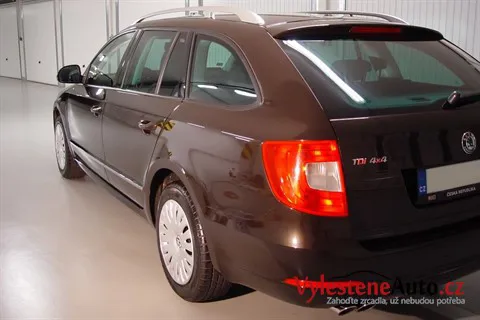 Škoda Superb 2.0 TDI 4x4 - Rozleštění a ochrana laku