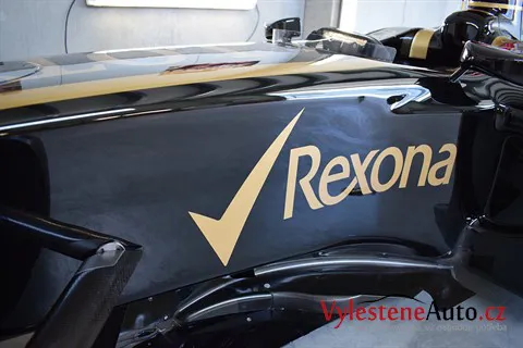 Formule 1 Lotus Renault GP (R31) - Renovace a nanokeramická ochrana laku