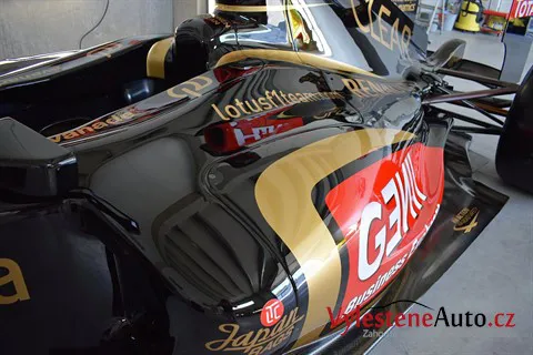 Formule 1 Lotus Renault GP (R31) - Renovace a nanokeramická ochrana laku