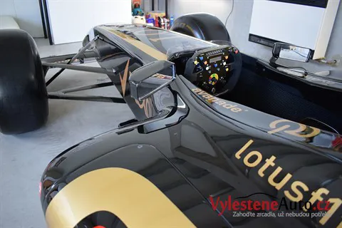 Formule 1 Lotus Renault GP (R31) - Renovace a nanokeramická ochrana laku