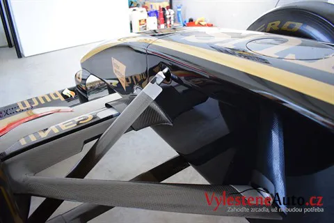 Formule 1 Lotus Renault GP (R31) - Renovace a nanokeramická ochrana laku
