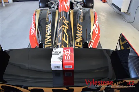 Formule 1 Lotus Renault GP (R31) - Renovace a nanokeramická ochrana laku