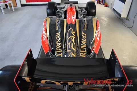 Formule 1 Lotus Renault GP (R31) - Renovace a nanokeramická ochrana laku