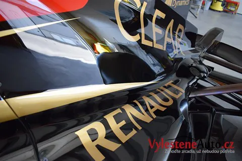 Formule 1 Lotus Renault GP (R31) - Renovace a nanokeramická ochrana laku