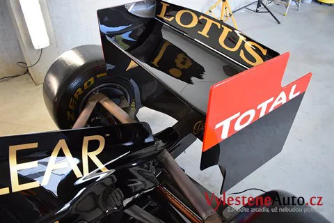 Formule 1 Lotus Renault GP (R31) - Renovace a nanokeramická ochrana laku
