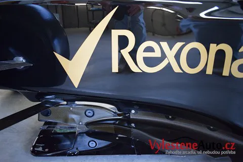 Formule 1 Lotus Renault GP (R31) - Renovace a nanokeramická ochrana laku