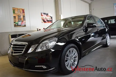 Mercedes E 350 - Renovace a nanokeramická ochrana laku