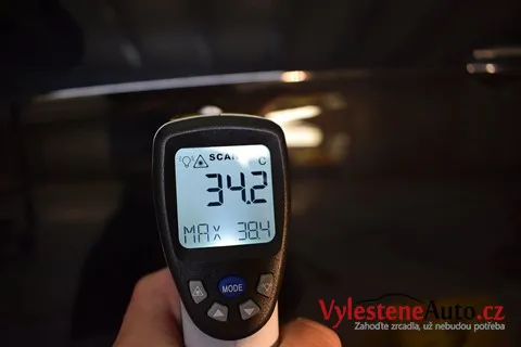 Mercedes E 350 - Renovace a nanokeramická ochrana laku