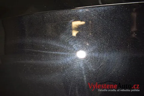 Mercedes E 350 - Renovace a nanokeramická ochrana laku