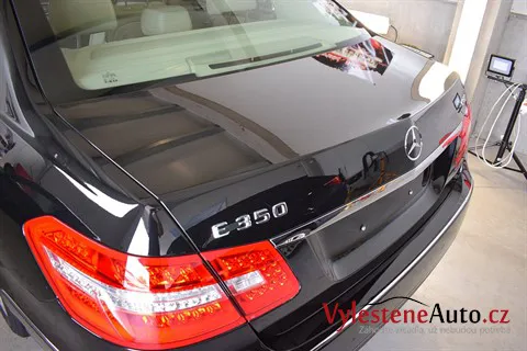 Mercedes E 350 - Renovace a nanokeramická ochrana laku