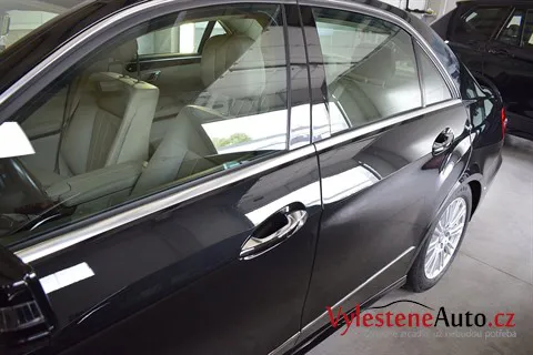 Mercedes E 350 - Renovace a nanokeramická ochrana laku