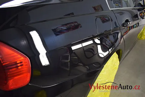 BMW 325i - Renovace a nanokeramická ochrana laku