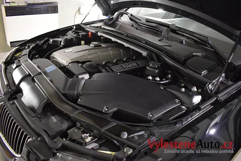 BMW 325i - Renovace a nanokeramická ochrana laku