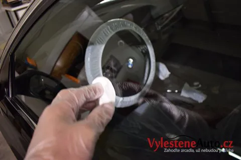 BMW 325i - Renovace a nanokeramická ochrana laku