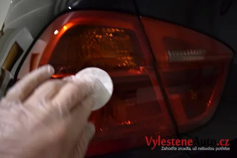 BMW 325i - Renovace a nanokeramická ochrana laku