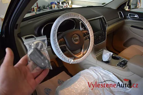 Jeep Grand Cherokee 5.7 Hemi - Renovace a nanokeramická ochrana laku