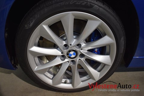 BMW 330d kombi