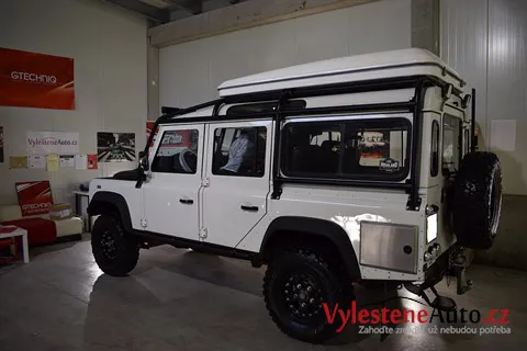 Landrover Defender - Renovace a nanokeramická ochrana laku