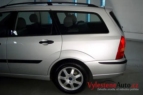 Ford Focus 1.8 combi - Rozleštění a ochrana laku