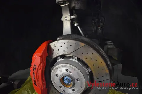 Mercedes E 63 AMG S - Komplexní nanokeramická ochrana karoserie