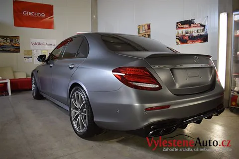 Mercedes E 63 AMG S - Komplexní nanokeramická ochrana karoserie