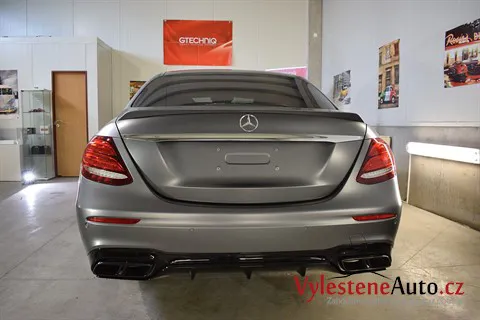 Mercedes E 63 AMG S - Komplexní nanokeramická ochrana karoserie