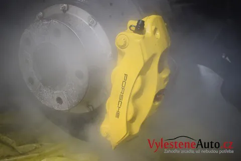 Porsche Panamera Turbo S - Renovace a nanokeramická ochrana laku