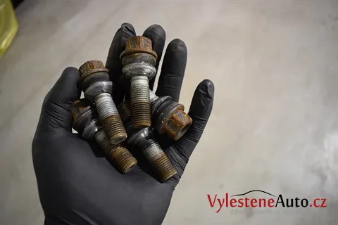 Porsche Panamera Turbo S - Renovace a nanokeramická ochrana laku