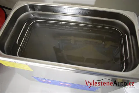 Porsche Panamera Turbo S - Renovace a nanokeramická ochrana laku