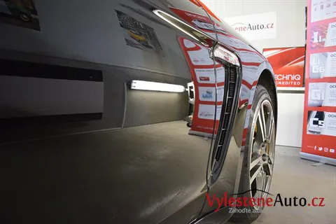 Porsche Panamera Turbo S - Renovace a nanokeramická ochrana laku